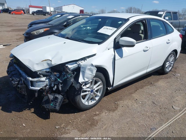 1FADP3F2XJL310931 Ford FOCUS SE