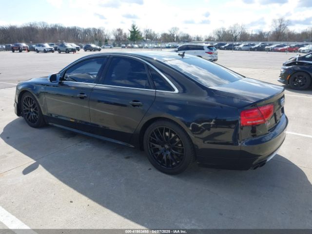 2013 AUDI S8 WAUD2AFD6DN021372 Photo 2