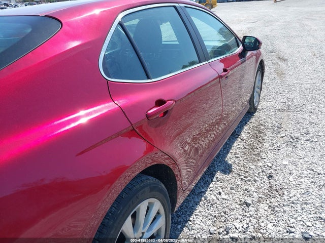 4T1B11HK9JU574720 Toyota CAMRY LE