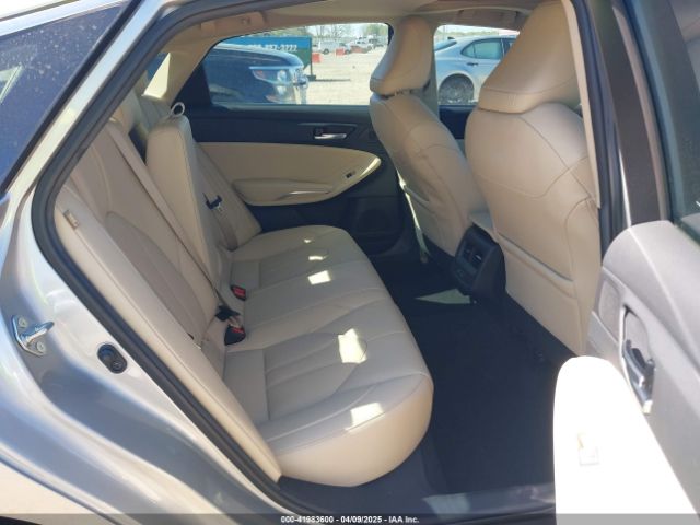 4T1AZ1FB8MU058733 Toyota AVALON XLE