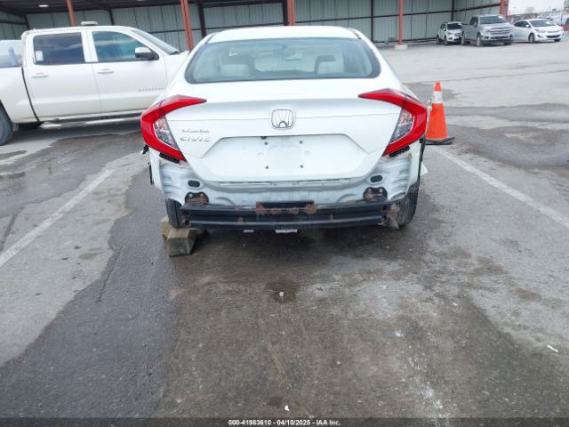 19XFC2F58HE068470 Honda Civic Lx