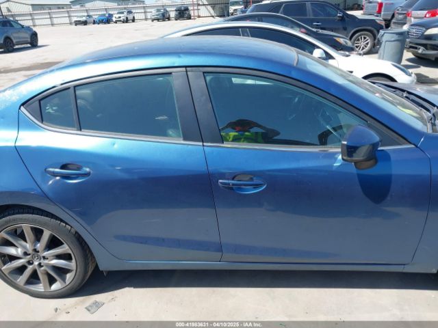 3MZBN1V38JM206827 Mazda Mazda3 Touring