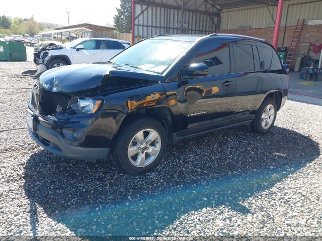 1C4NJCEBXHD163046 Jeep Compass Latitude Fwd