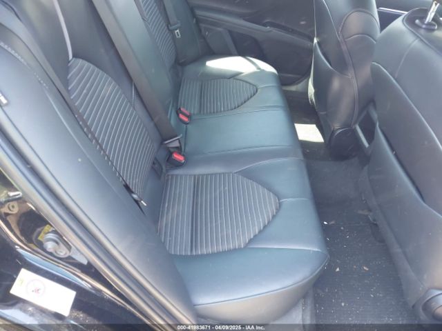 4T1B11HK3JU672528 Toyota CAMRY SE
