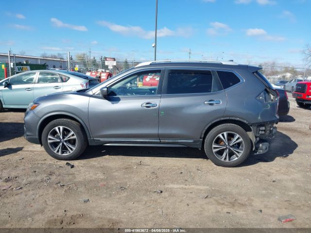 JN8AT2MV8JW318318 Nissan Rogue Sl