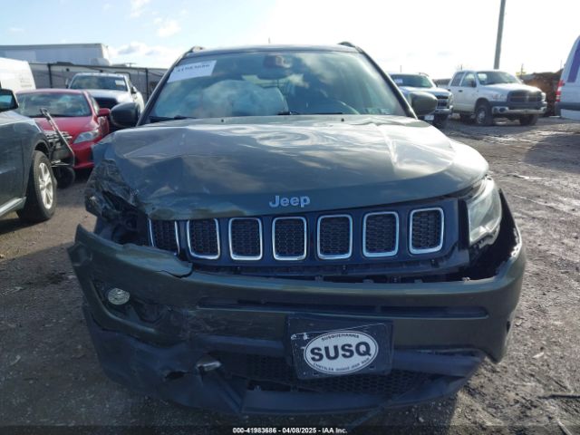 3C4NJDBB4KT689202 Jeep Compass Latitude 4x4