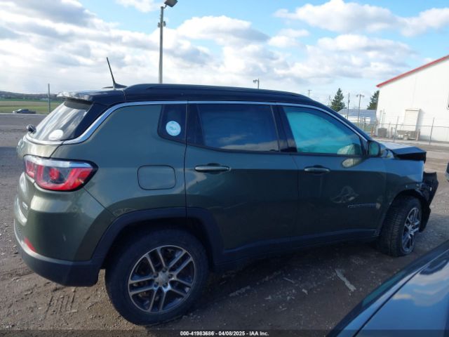 3C4NJDBB4KT689202 Jeep Compass Latitude 4x4