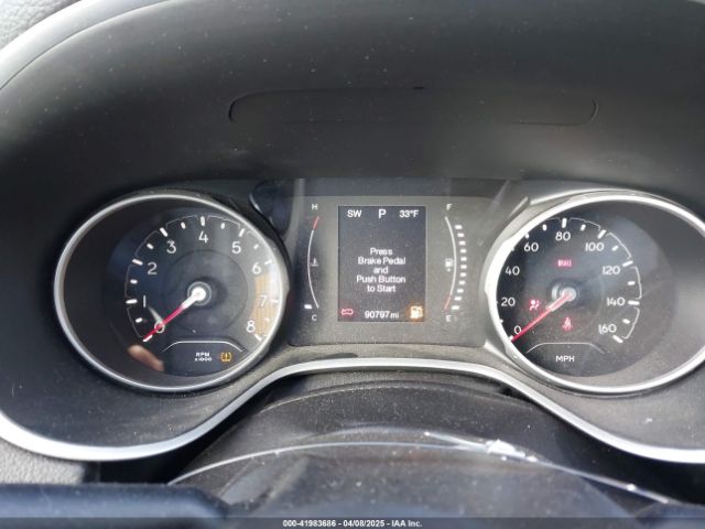 3C4NJDBB4KT689202 Jeep Compass Latitude 4x4