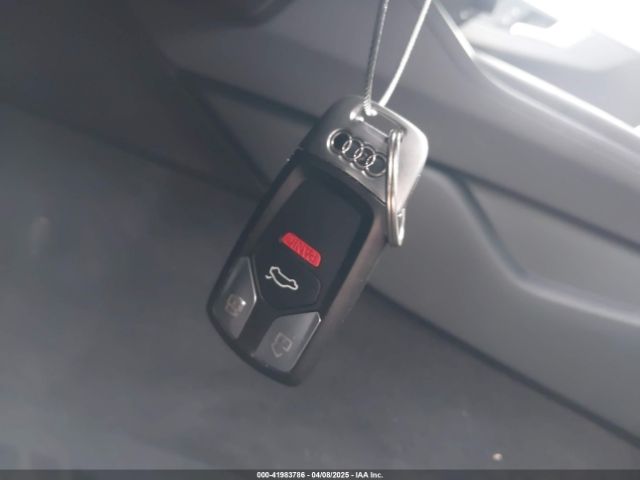 WAUENCF52JA127143 Audi A5 2.0t Premium