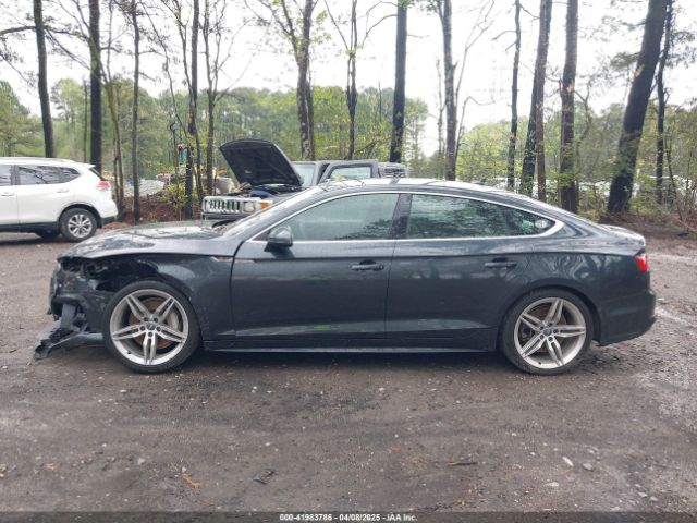 WAUENCF52JA127143 Audi A5 2.0t Premium