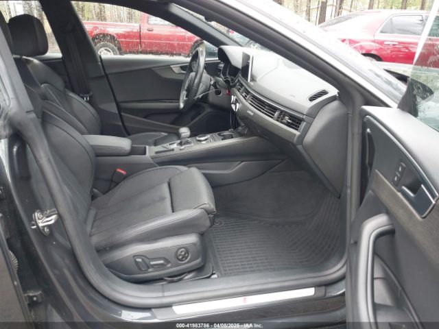 WAUENCF52JA127143 Audi A5 2.0t Premium