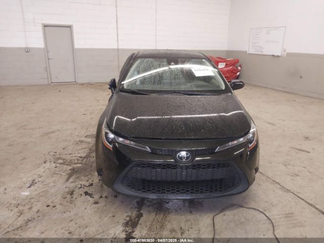 JTDEPMAE4MJ186595 Toyota COROLLA LE