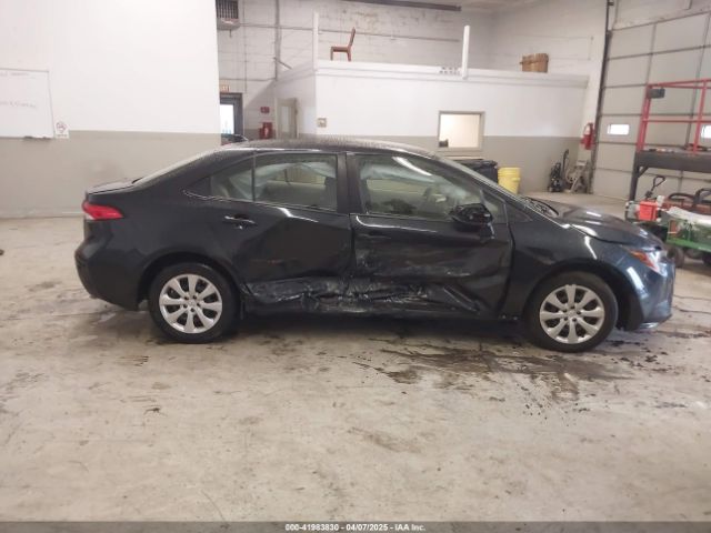 JTDEPMAE4MJ186595 Toyota COROLLA LE