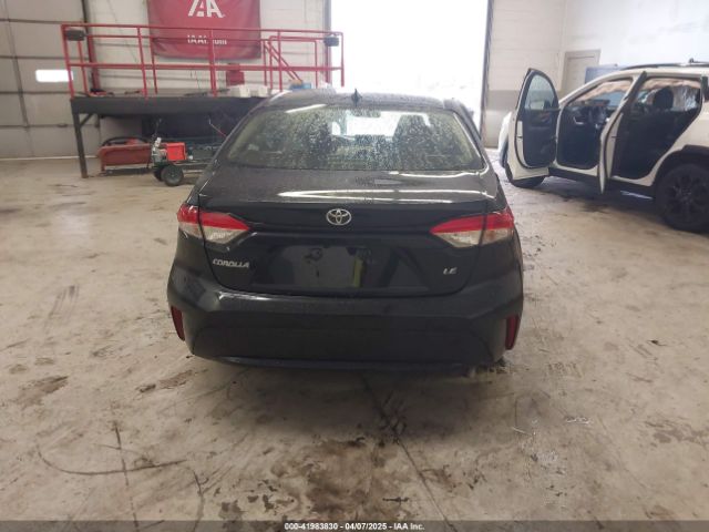 JTDEPMAE4MJ186595 Toyota COROLLA LE