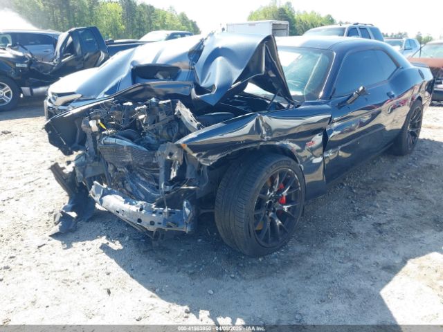 2C3CDZDJ7GH284889 Dodge Challenger Srt 392