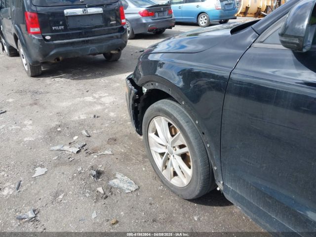 WA1ECCFS4HR009874 Audi Q3 2.0t Premium