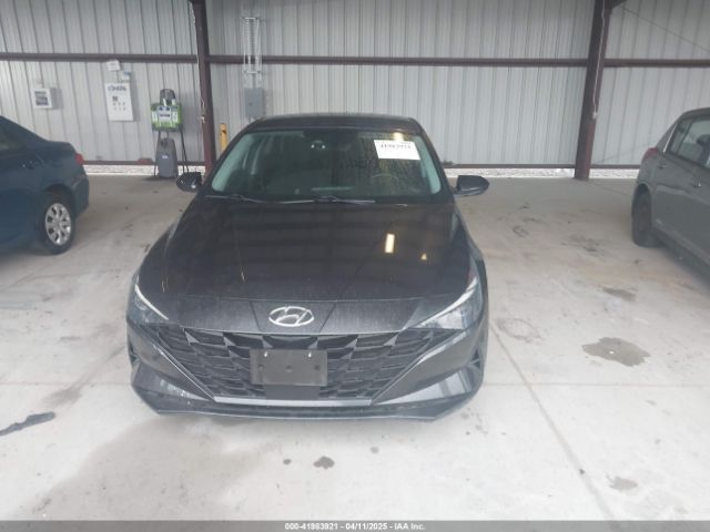 5NPLS4AG8MH007846 Hyundai ELANTRA SEL