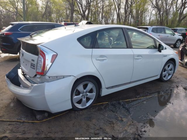 JTDKN3DU3E0390432 Toyota Prius Five