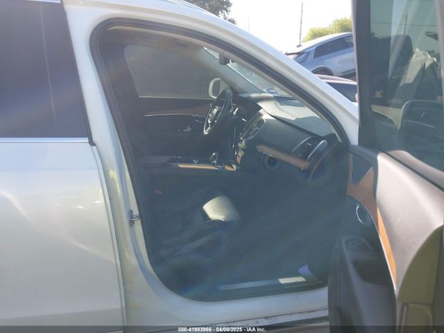 YV4L12PN7P1950753 Volvo Xc90 B5 Plus