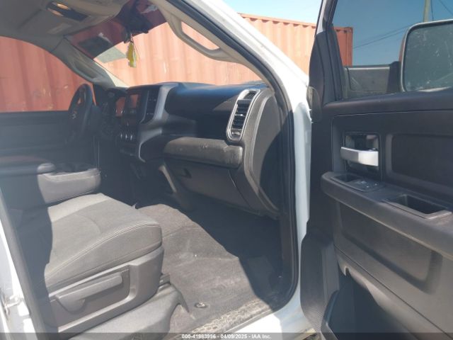 3C6UR5CLXLG141532 RAM 2500 Tradesman  4x4 6'4 Box