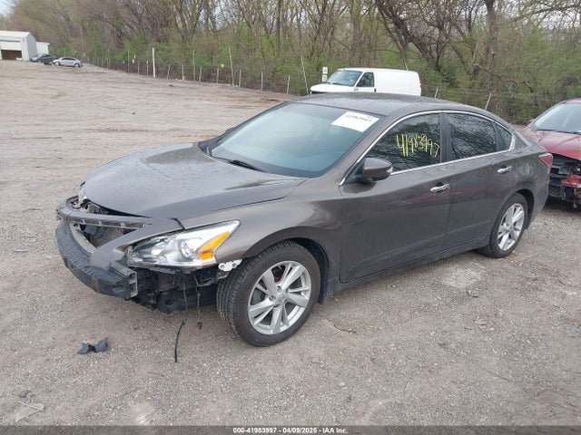 Nissan Altima 2.5 Sv 2015 1N4AL3AP0FC222916 Image 2