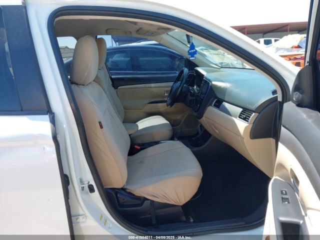 JA4AD3A32GZ012427 Mitsubishi Outlander Se