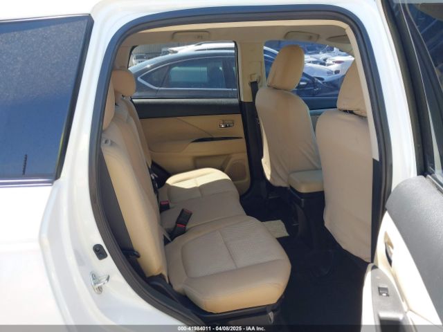 JA4AD3A32GZ012427 Mitsubishi Outlander Se