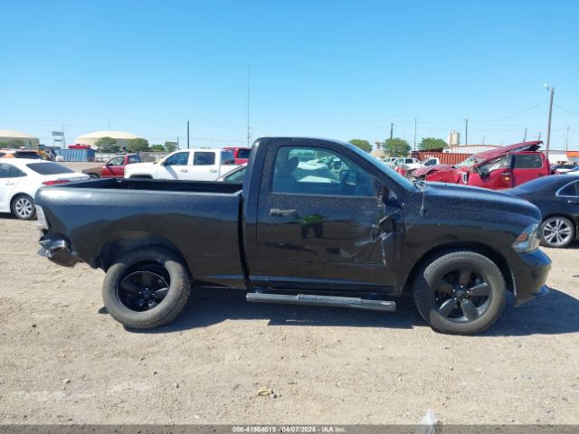 3C6JR6AG4HG750525 RAM 1500 Express  4x2 6'4 Box