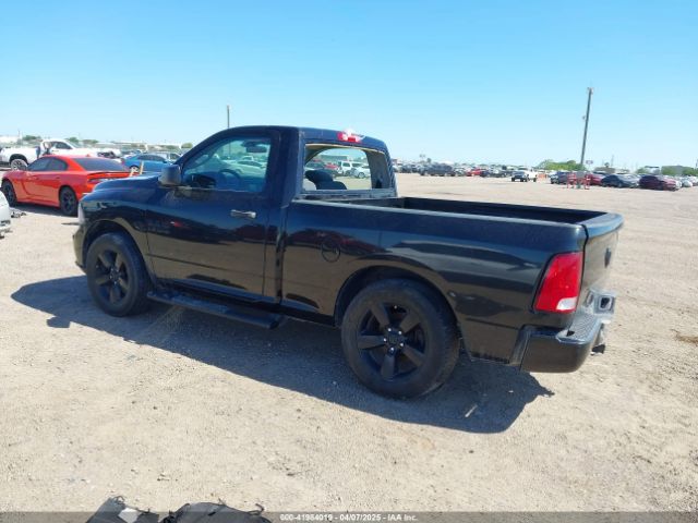 3C6JR6AG4HG750525 RAM 1500 Express  4x2 6'4 Box
