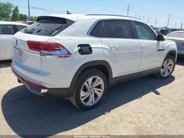 2021 VOLKSWAGEN ATLAS CROSS SPORT 1V2EE2CA8MC202806 Photo 3