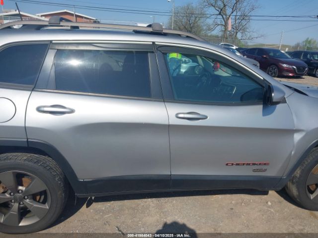 1C4PJLCB5GW287420 Jeep Cherokee 75th Anniversary