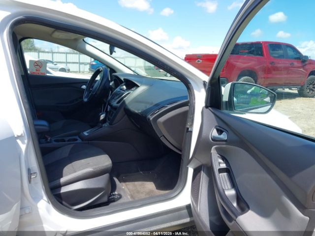1FADP3F20EL265892 Ford FOCUS SE
