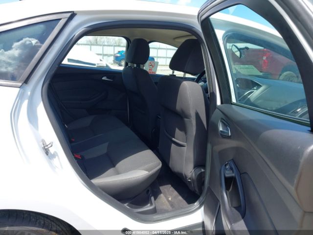 1FADP3F20EL265892 Ford FOCUS SE