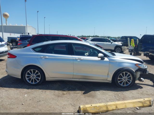 3FA6P0LU4HR386895 Ford Fusion Hybrid Se