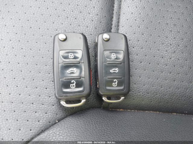 3VWL17AJ0GM213058 Volkswagen Jetta 1.8t Sel