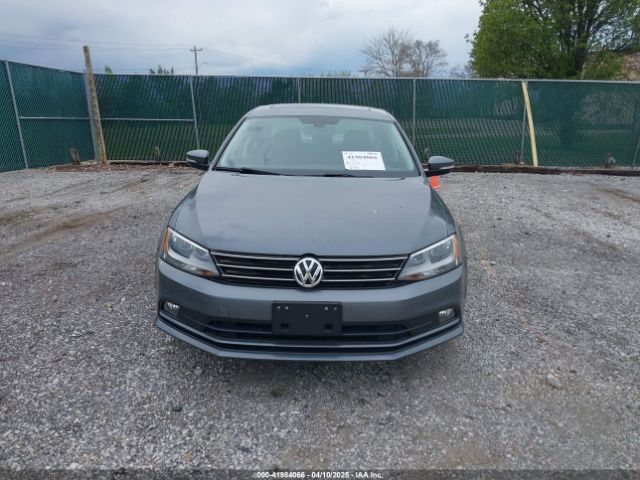3VWL17AJ0GM213058 Volkswagen Jetta 1.8t Sel
