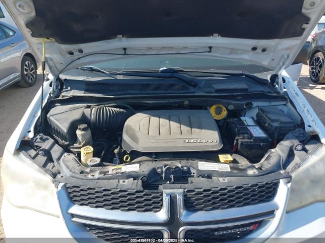 2C4RDGBG3ER114358 Dodge Grand Caravan Se