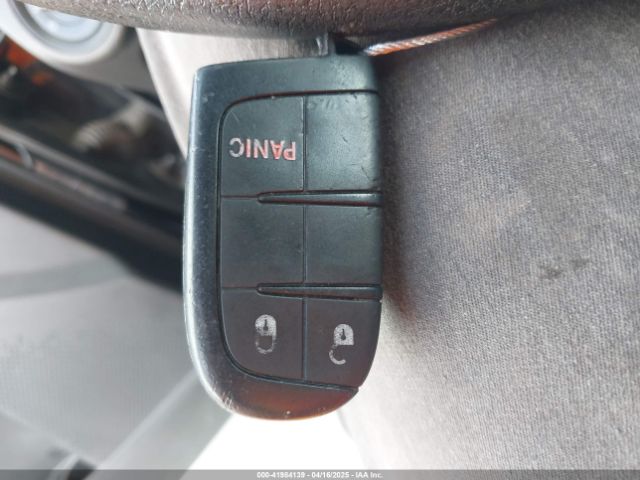 3C4PDCAB6JT303423 Dodge JOURNEY SE