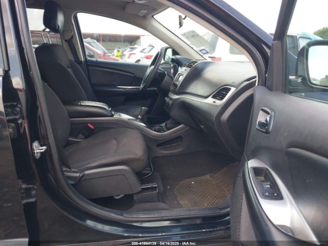 3C4PDCAB6JT303423 Dodge JOURNEY SE