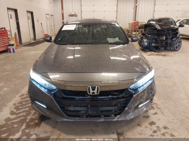 1HGCV1F3XJA112632 Honda Accord Sport