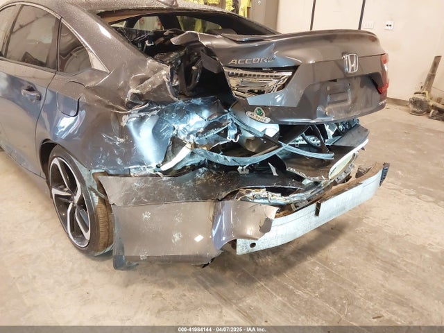 1HGCV1F3XJA112632 Honda Accord Sport