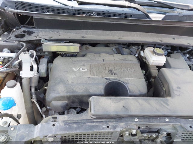 5N1DR2MN1JC653716 Nissan Pathfinder Sl