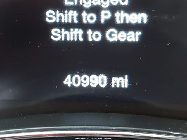 1C4RJFCT3KC621988 Jeep Grand Cherokee Overland 4x4