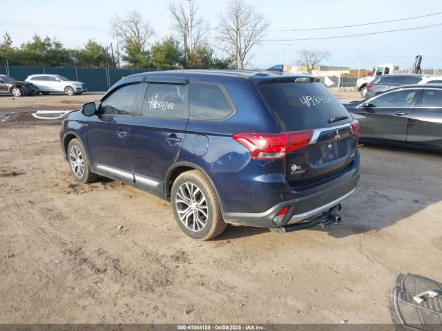 2018 MITSUBISHI OUTLANDER JA4AD3A37JZ021888 Photo 2