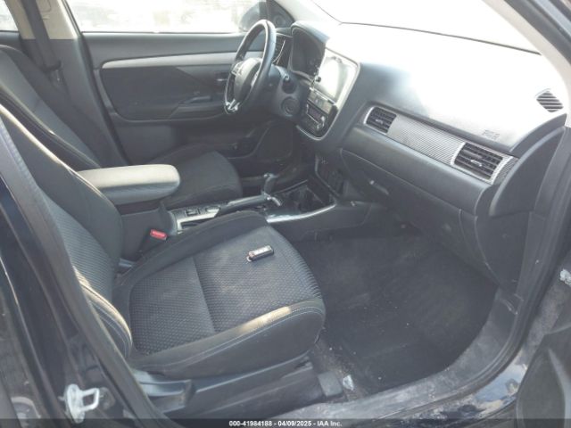 2018 MITSUBISHI OUTLANDER JA4AD3A37JZ021888 Photo 4