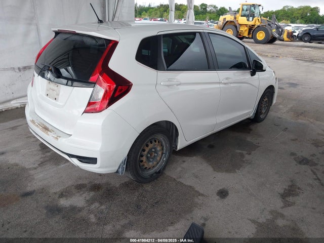3HGGK5H49JM734620 Honda FIT LX
