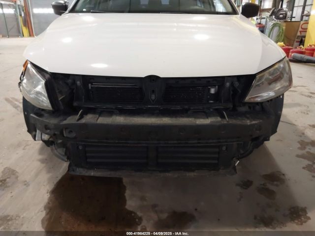3VWD17AJ6FM318237 Volkswagen Jetta 1.8t Se