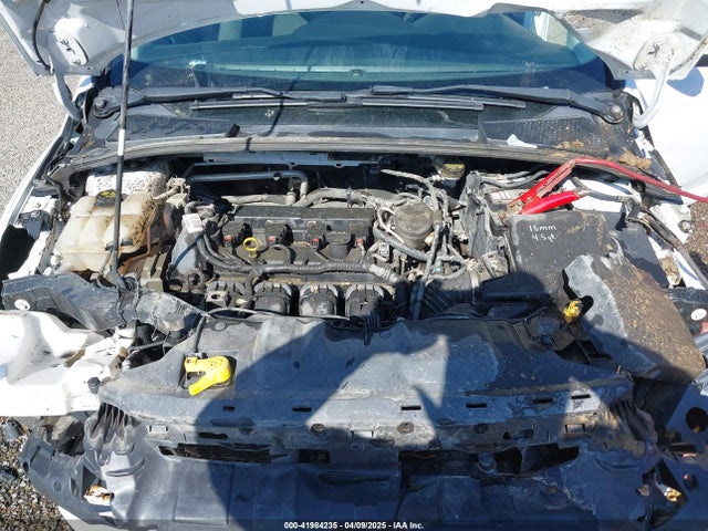 1FADP3F21EL347114 Ford FOCUS SE
