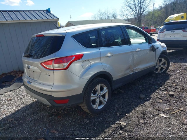 1FMCU9GX5EUD36442 Ford ESCAPE SE