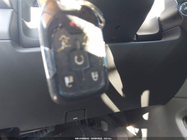 1GNSKCKC3KR402385 Chevrolet Tahoe Premier